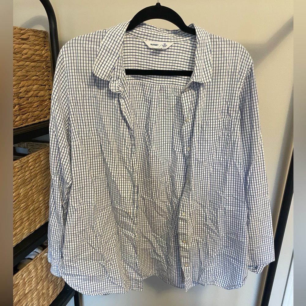 Old Navy Blue/White button down shirt XL